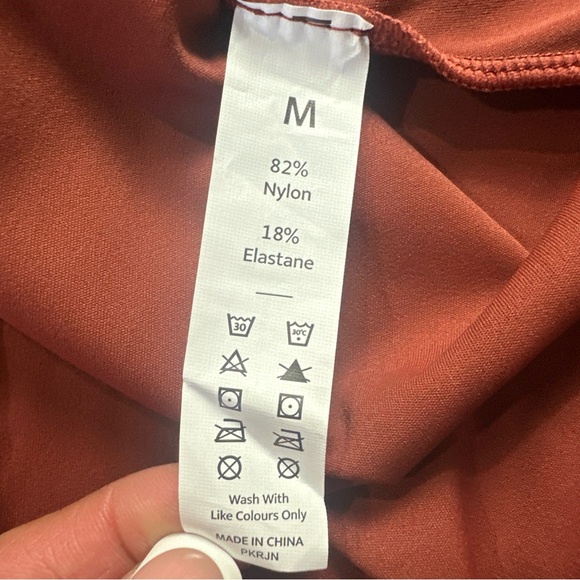 HALARA Brown Backless Dress with Cut-Out Design - Picture 9 of 9